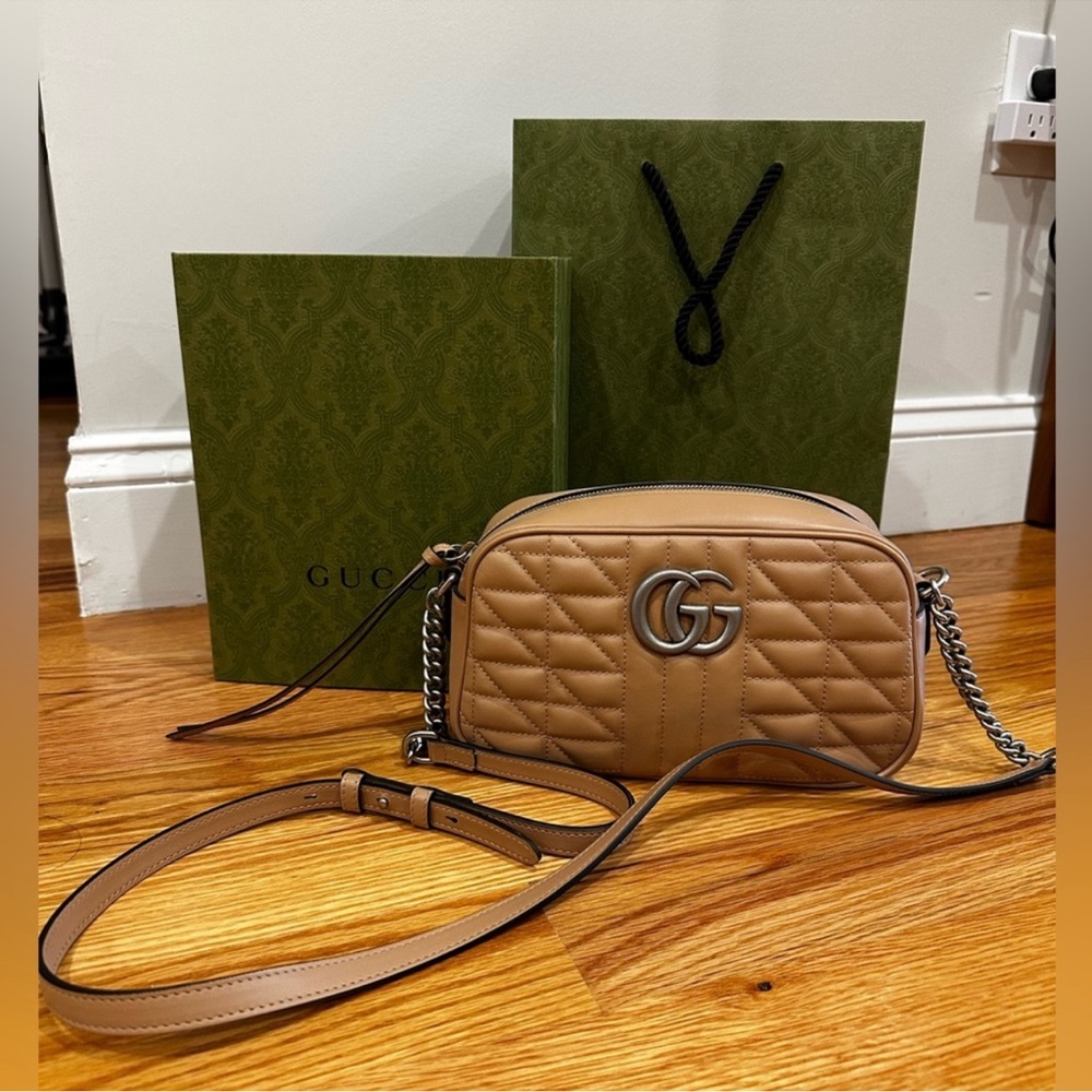 GG MARMONT SMALL SHOULDER BAG
